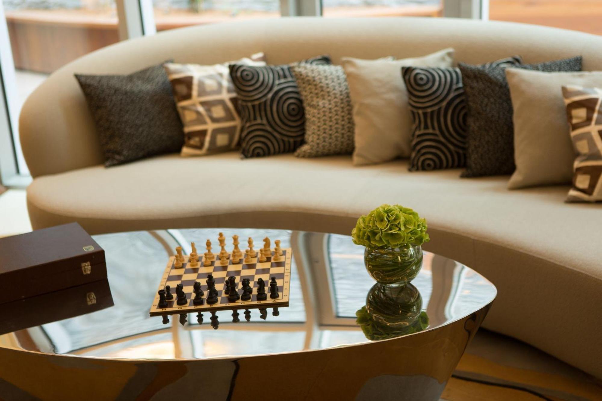 Renaissance Paris Republique Hotel & Spa Екстериор снимка