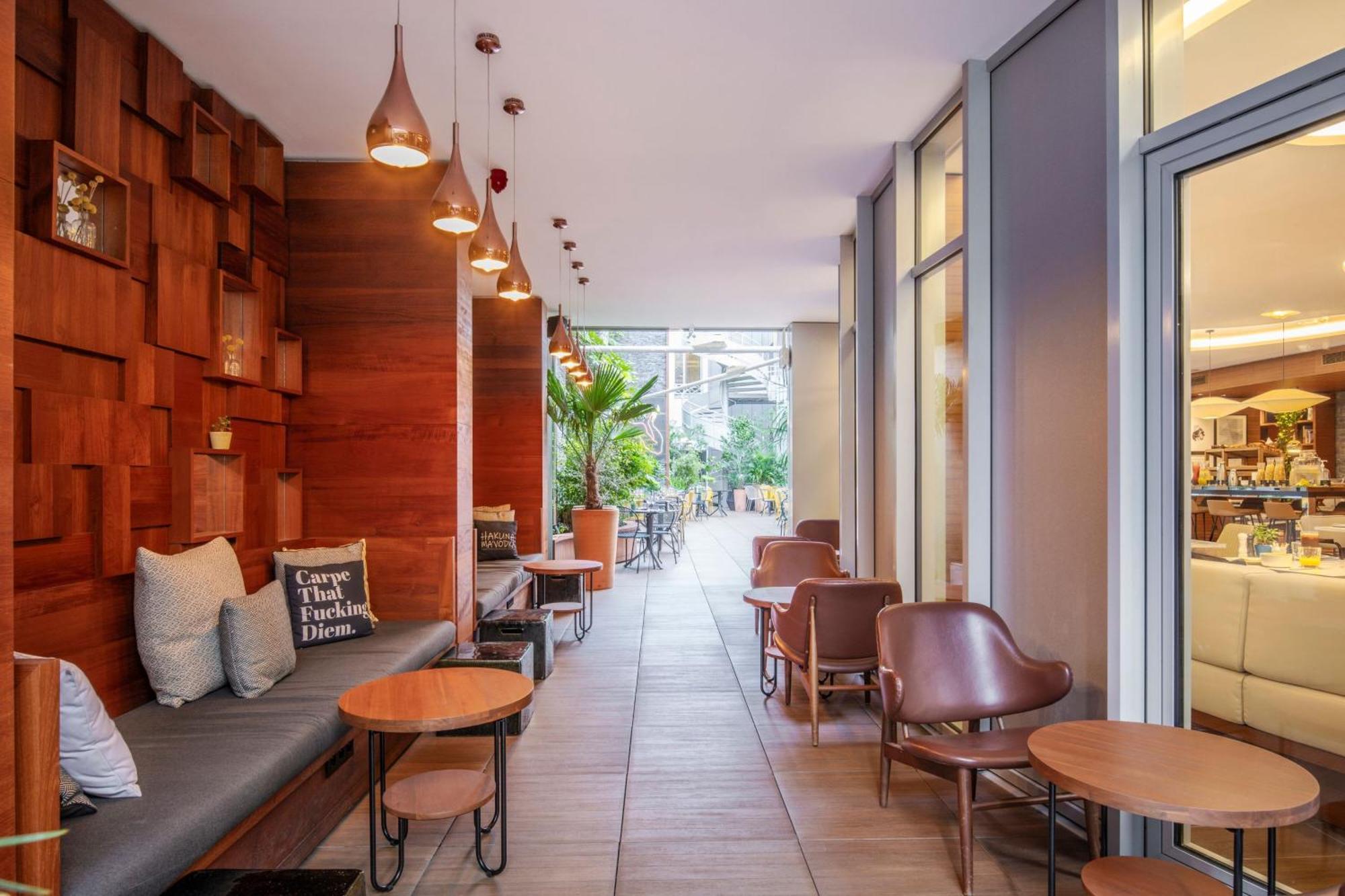 Renaissance Paris Republique Hotel & Spa Екстериор снимка