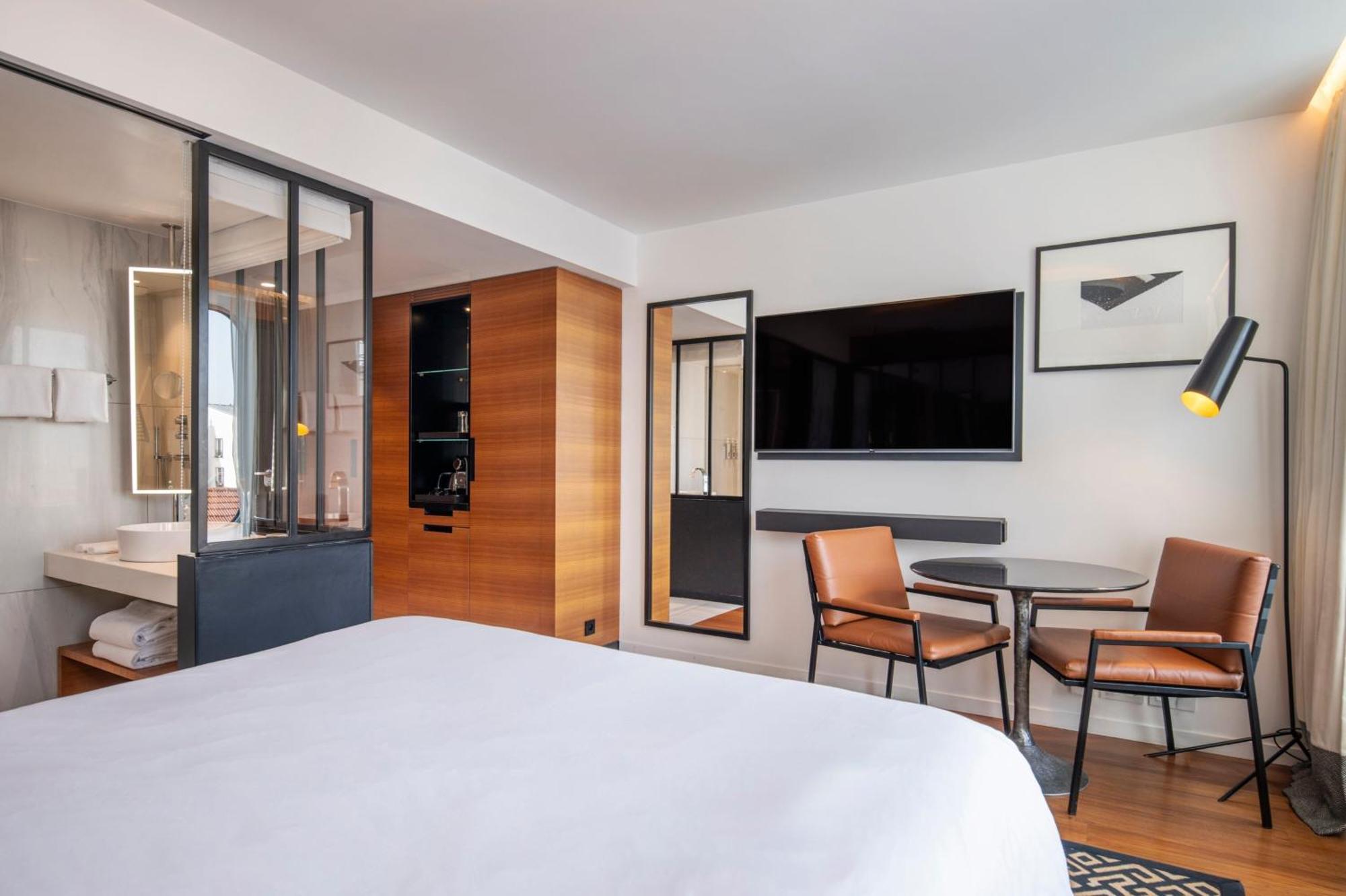 Renaissance Paris Republique Hotel & Spa Екстериор снимка
