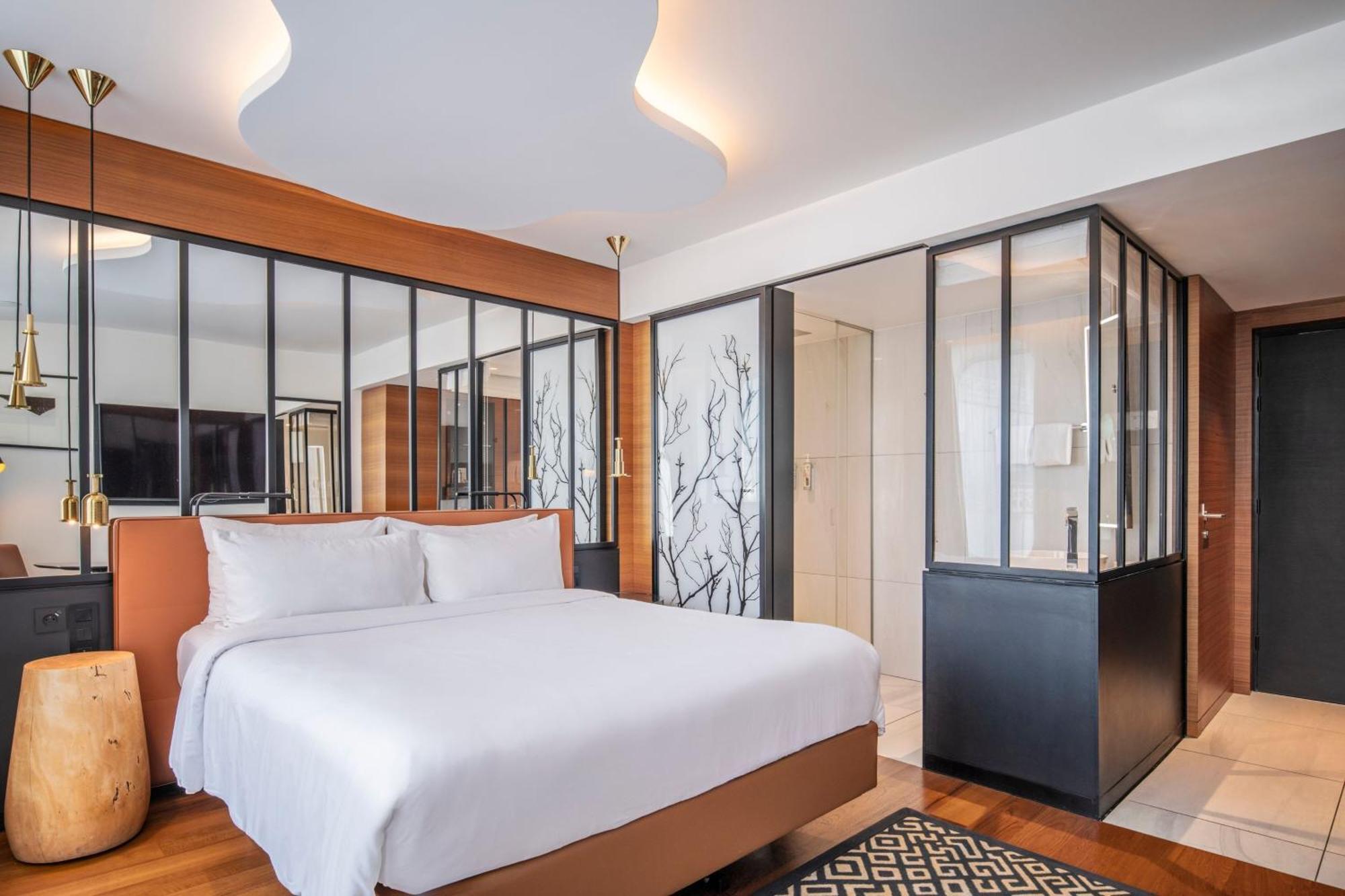 Renaissance Paris Republique Hotel & Spa Екстериор снимка