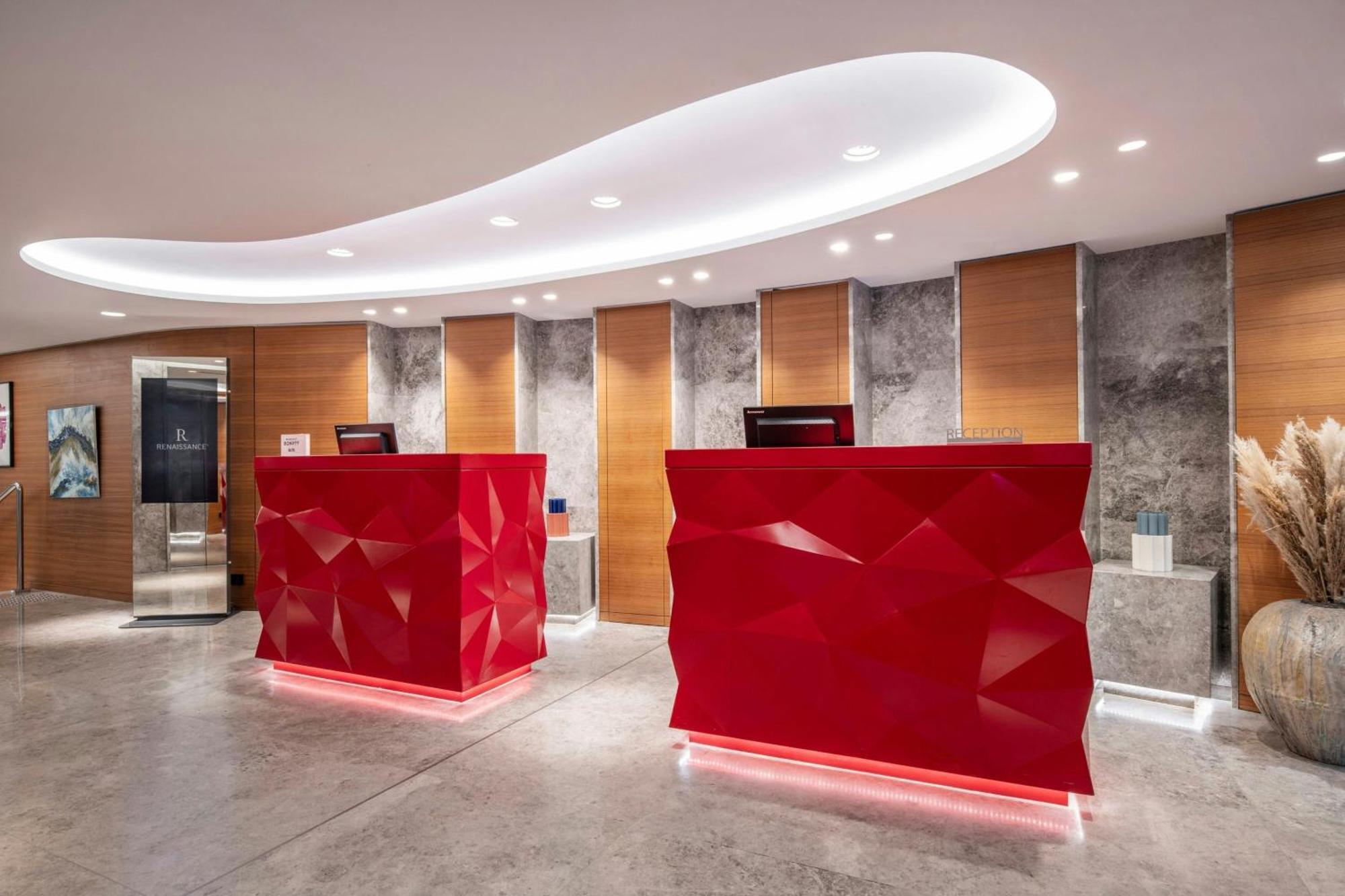 Renaissance Paris Republique Hotel & Spa Екстериор снимка