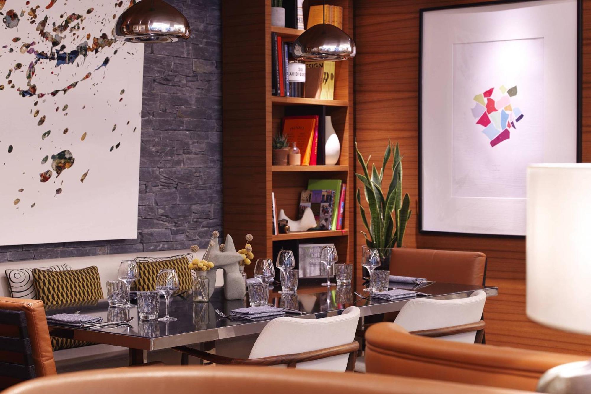 Renaissance Paris Republique Hotel & Spa Екстериор снимка